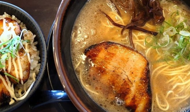 拉麺亭 つるる 一宮西店｜一宮市 ラーメン屋