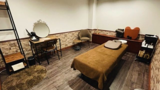 ドライヘッドスパ専門店 4869 Sherlock