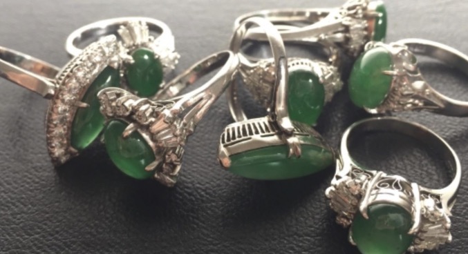 買取専門店TREASURE